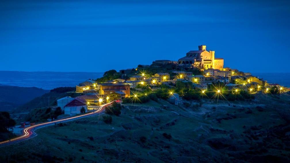 Agrovillaujue Apartamentos Rurales Extérieur photo